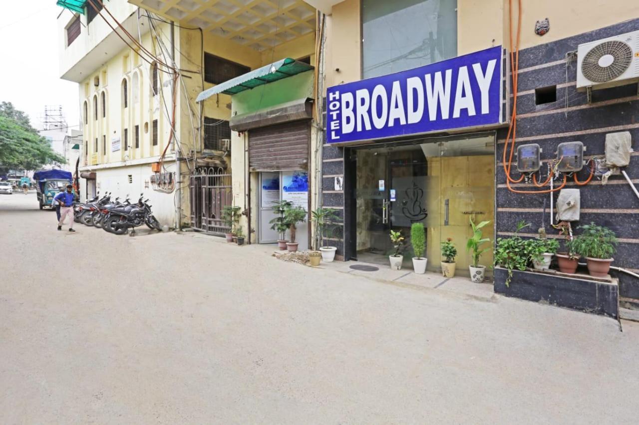 Hotel Broadway Near Delhi Airport New Delhi Eksteriør billede
