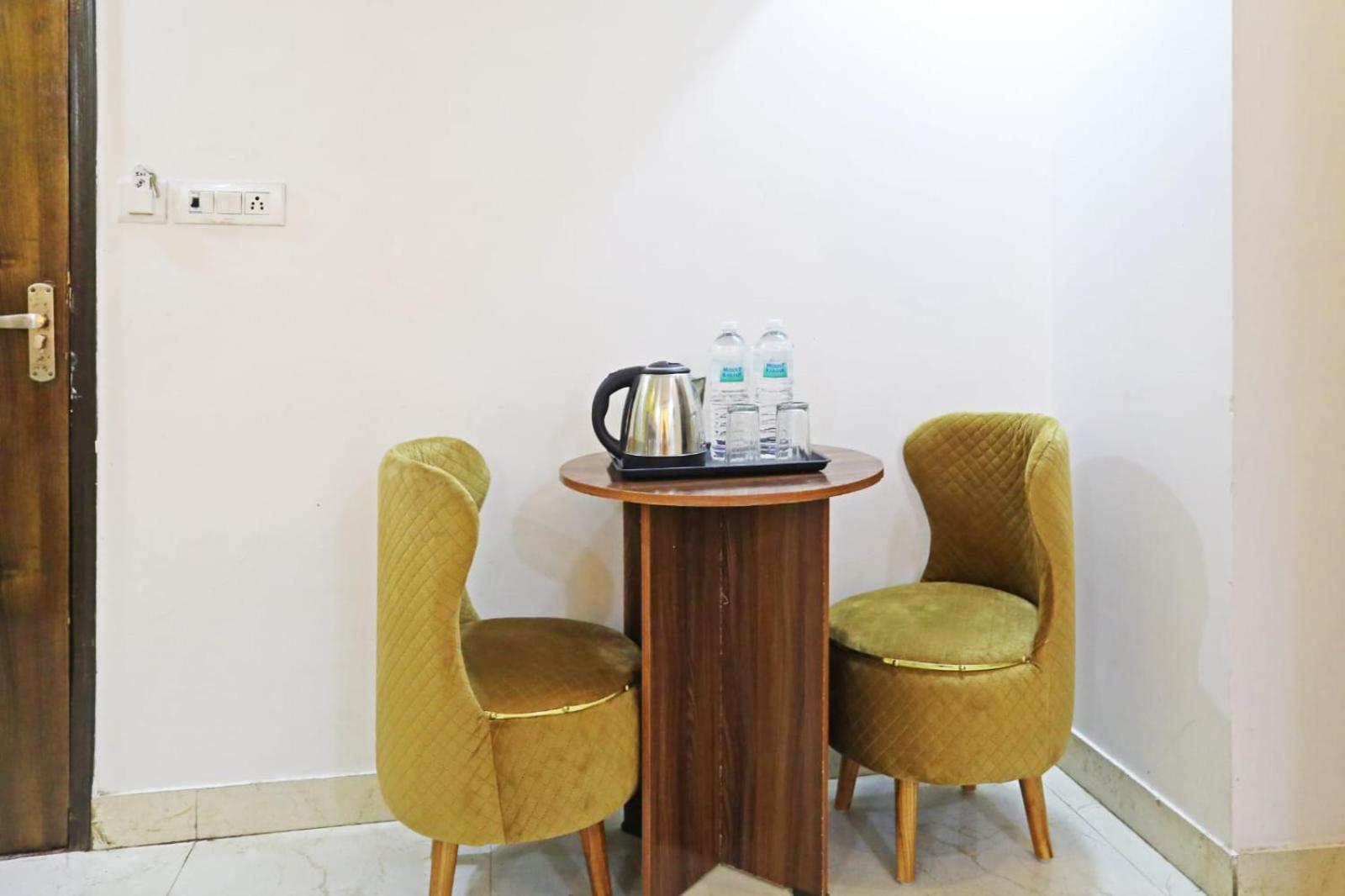 Hotel Broadway Near Delhi Airport New Delhi Eksteriør billede